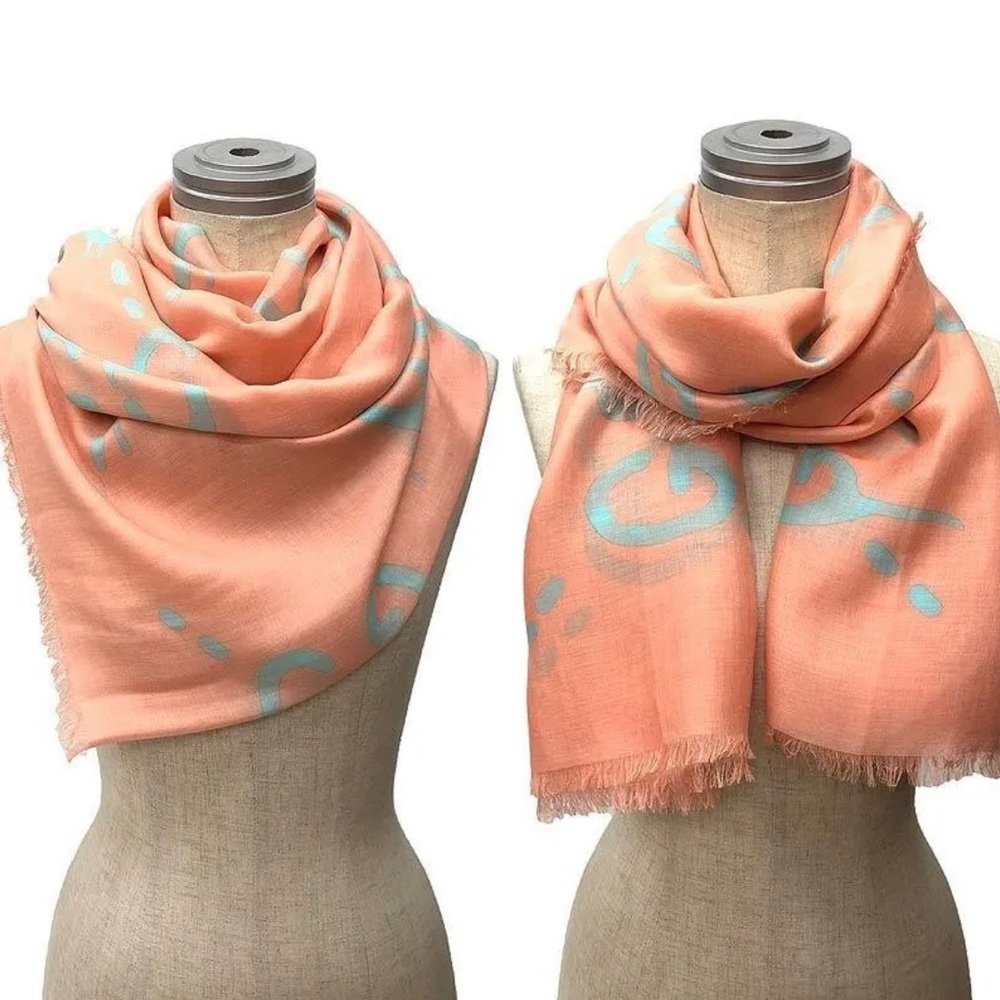 Gucci Pink Scarf Luxurious Accessories Wrap